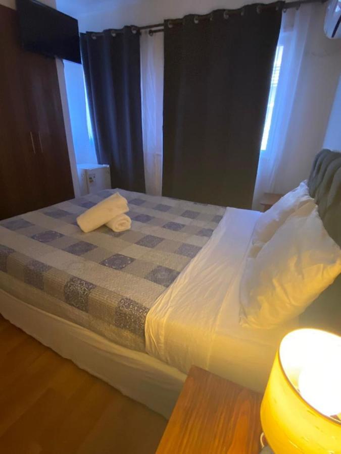 سانتياغو Hotel Parque Forestal المظهر الخارجي الصورة